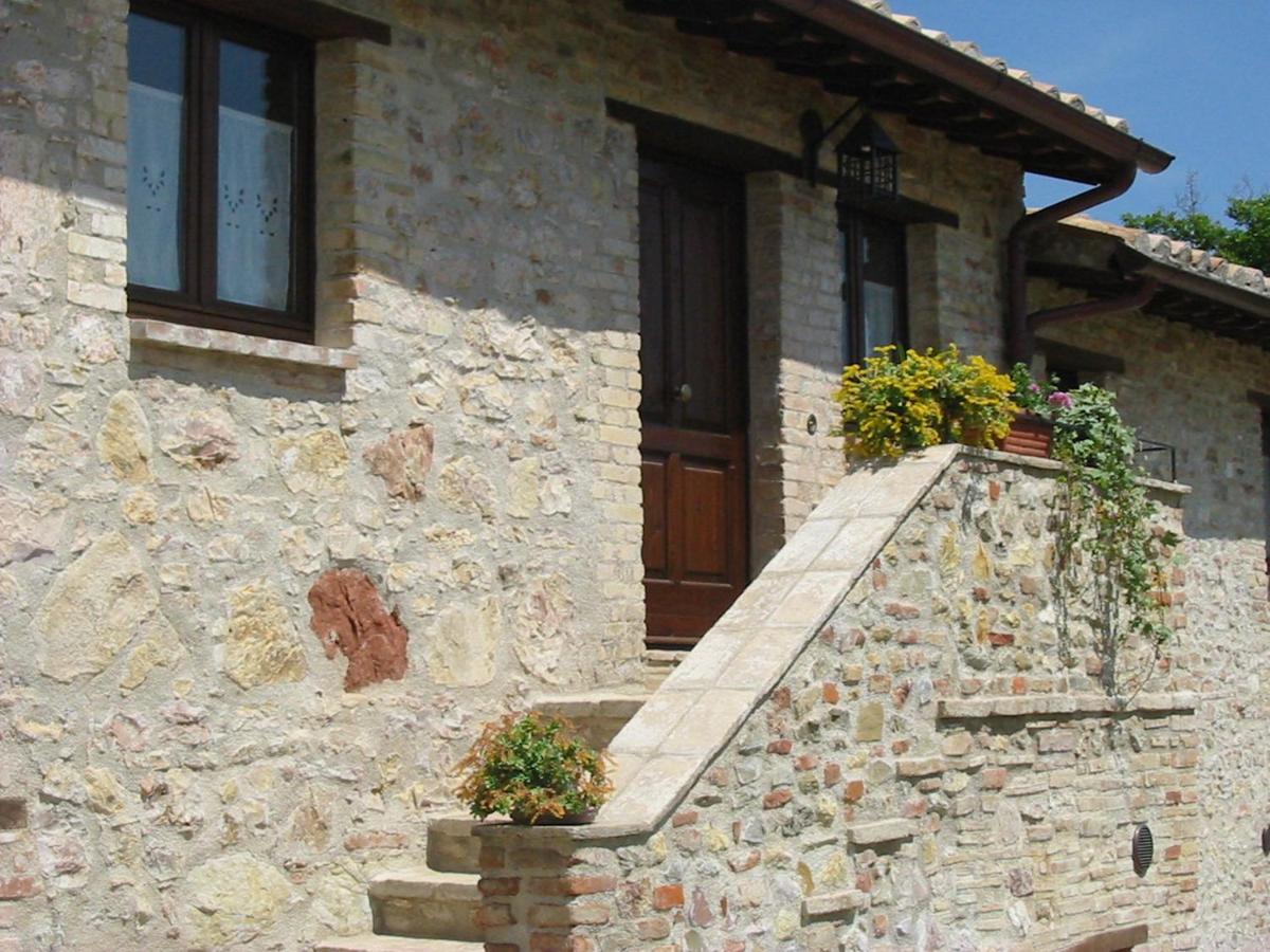 Girasole - Agriturismo Fogliani Giano dellʼUmbria Buitenkant foto